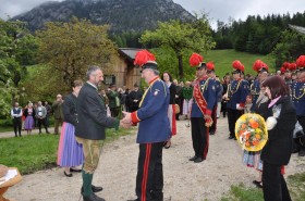 Die Feuerwehrmusikkapelle Straßen unter Leitung von Kapellmeister Ludwig Egger gratulierte herzlich 